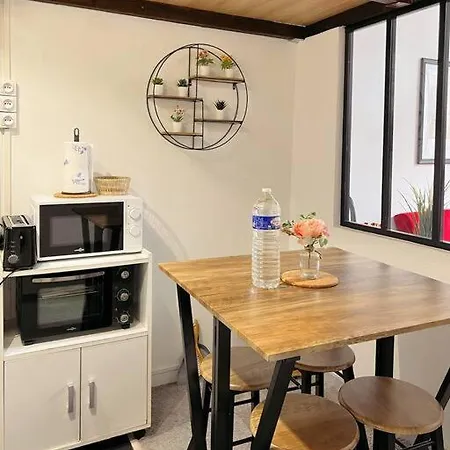 Cosy Centre De Apartment