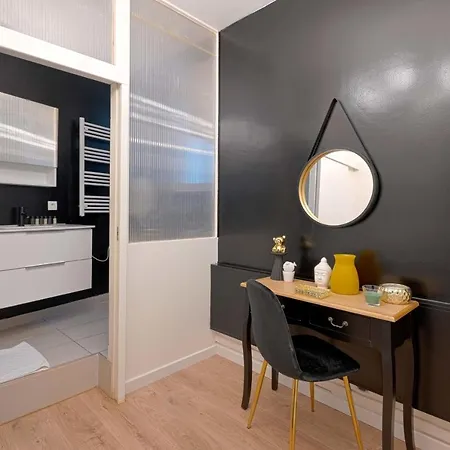 Modern Studio For 3 Appartement *