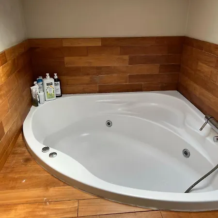 Duplex In Montmartre 4-5 Personnes * 巴黎