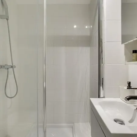 Apartment Modern French Studio Charm In The City *