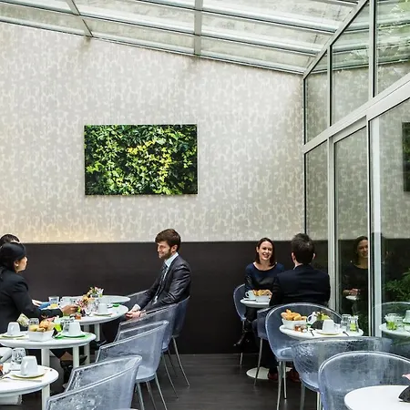 Hotel Le Quartier Bercy-square