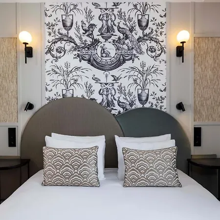 Grand Lévêque Hotel 3*