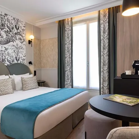 Grand Lévêque Hotel 3*