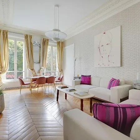 - 2br 4p - Champs-elysees *