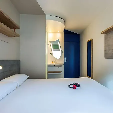 Ibis Budget Paris Porte D'italie West Отель Ле-Кримлен-Бисетр