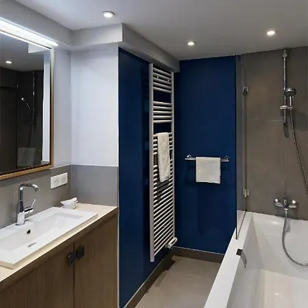 4-bedroom In Latin Quarter París