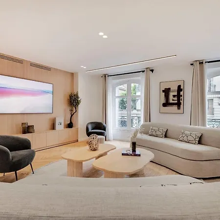 Incredible Flat - 4 Br-10p - Matignon - Champs Elysees