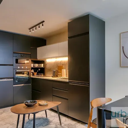 170 - Sublime Flat In Center Of 公寓 *