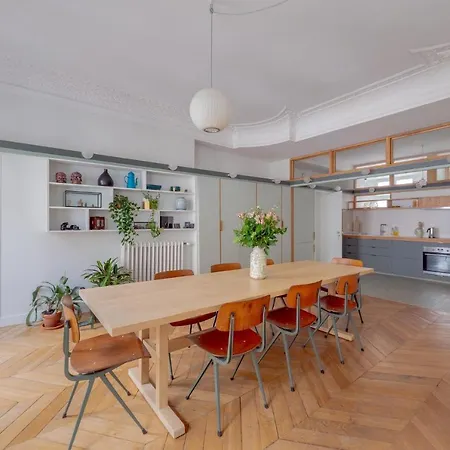 Very Spacious And Stylish At The Opera. Apartment Paris