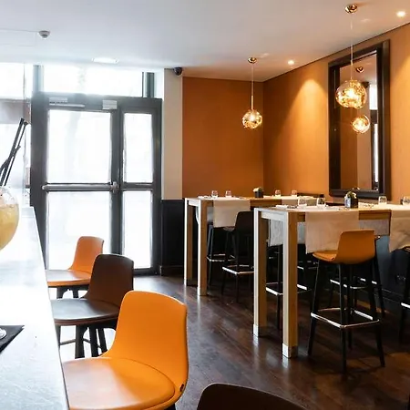 Отель Radisson Blu Hotel. Paris-boulogne Булонь-Бийанкур