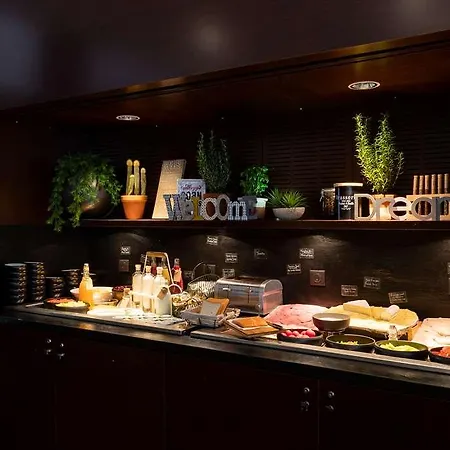 Отель Radisson Blu Hotel. Paris-boulogne