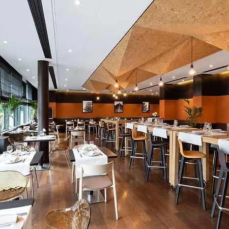 Radisson Blu Hotel. Paris-boulogne * Булонь-Бийанкур