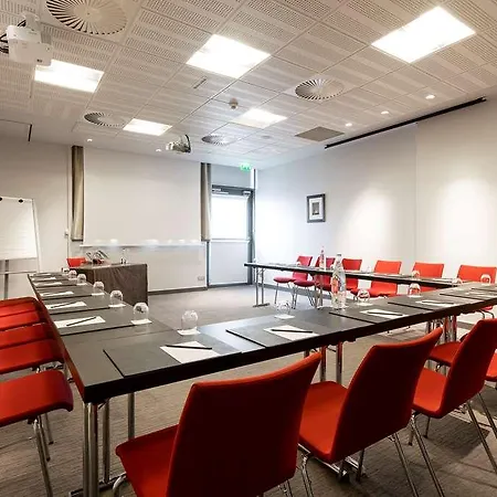 Отель Radisson Blu Hotel. Paris-boulogne *