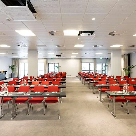 Отель Radisson Blu Hotel. Paris-boulogne *