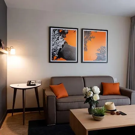 Radisson Blu Hotel. Paris-boulogne * Булонь-Бийанкур