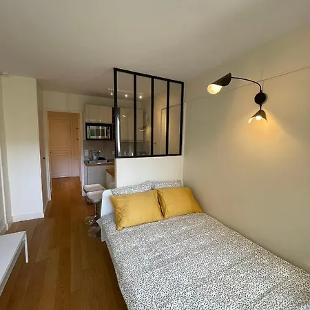 Dream Dwell -studio With Balcony 800m To Trocadero And Tour Eiffel * Париж