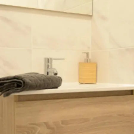 22 M Ideal For 2 A Few Steps From Belleville * Paris