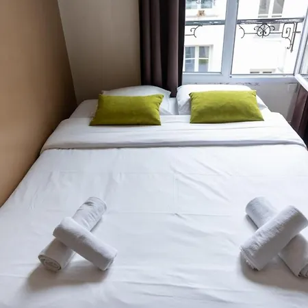 Pied-a-terre Near Bastille & Voltaire 11th Apartment *