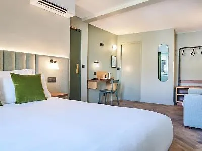 Hotel 10 Opéra By Happyculture 3*