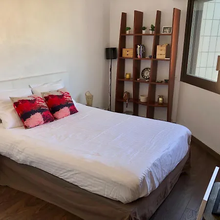Nid De Reve, Vue Imprenable Sur Et Terrasse 10m2 * Paris