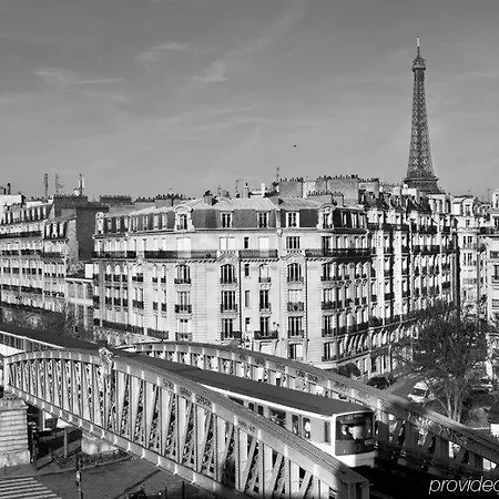 Hotel First Tour Eiffel