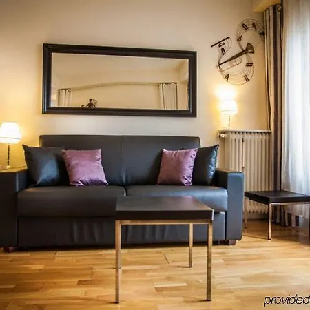 Louvre Sainte Anne Hotel 3*