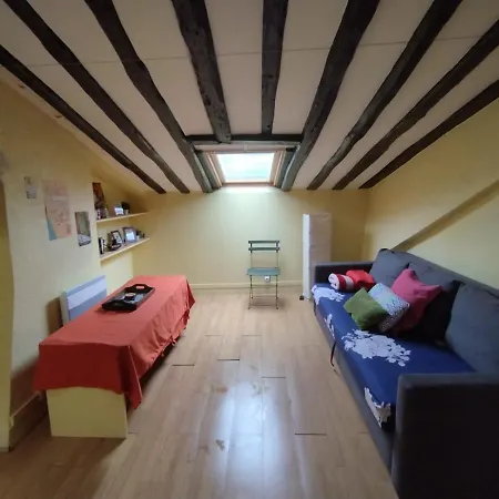 Giallo Appartement *