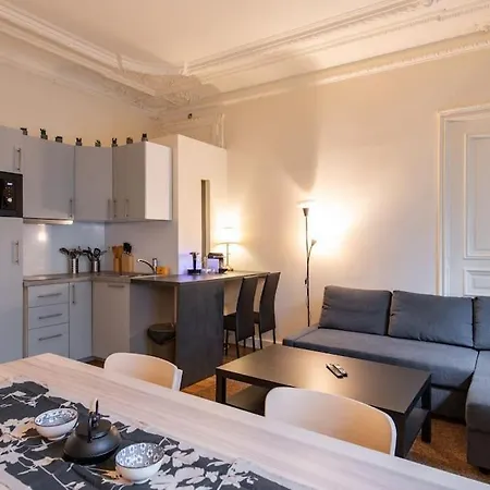 Apartment Morland - And Cozy Near The Seine Paris