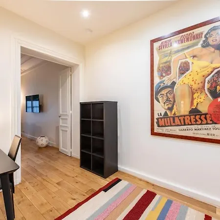 Apartment Morland - And Cozy Near The Seine Paris