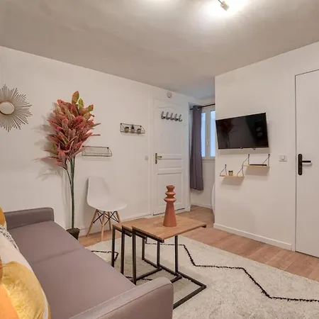 Cozy Studio At Republique - 2p Apartment