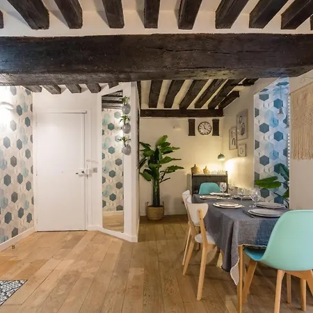 アパート Chic Avec Patio - 2br 6p - Le Marais パリ
