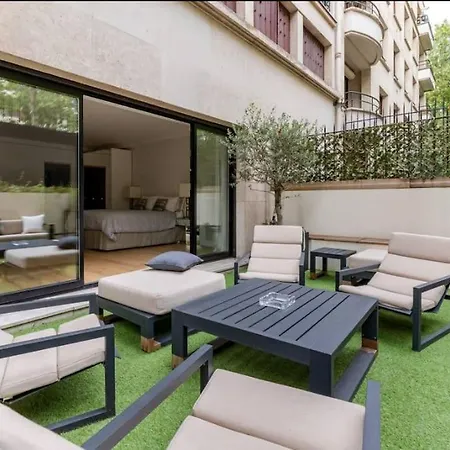 Passy/ranelagh : Superbe Avec Terrasse * Paris