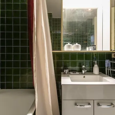 Apartment Montparnasse - Cozy In Montparnasse District Paris