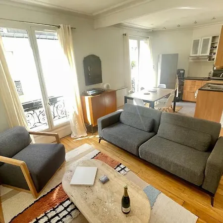 Apartamento Grand T2 Standing A Montmartre / Pigalle París