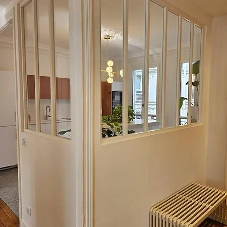 Typical Haussmannien Flat Apartment *