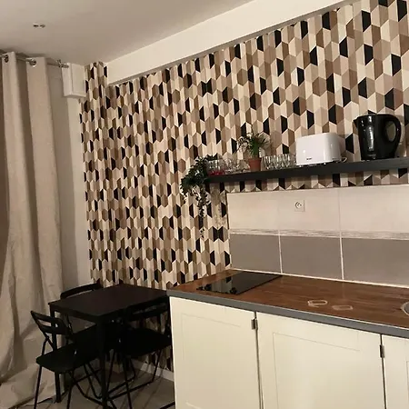 Bastille Cosy Flat Apartment *