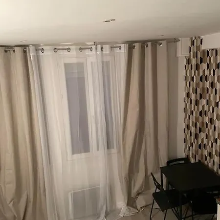 Apartment Modern Bastille Paris
