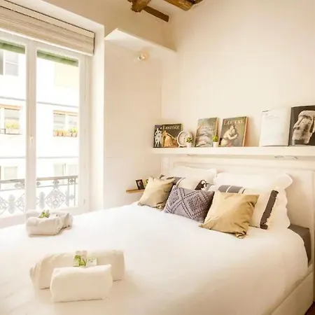 Picasso, Rue Debelleyme 4 Places 아파트 파리