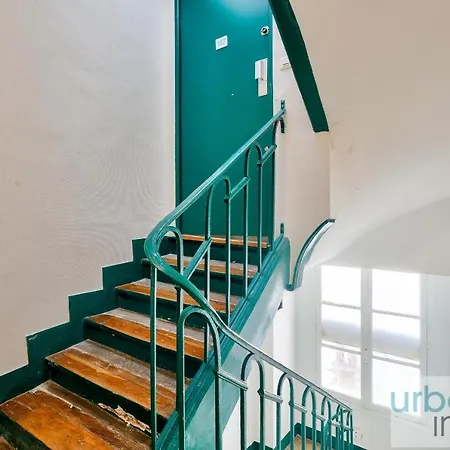 Urban Flat 117 - Charming 3bdr In Apartment
