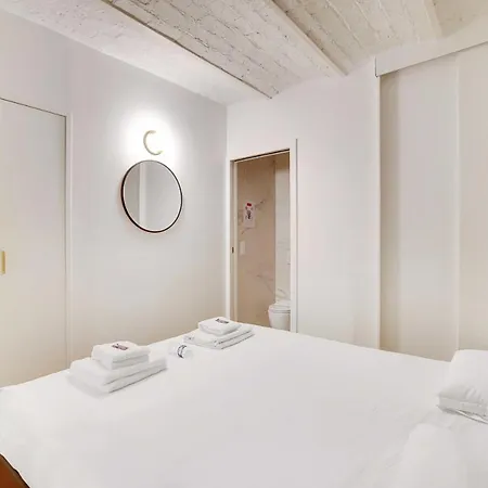 Apartment Spacieux -2br-8p-proche Nation *
