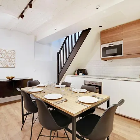 Spacieux -2br-8p-proche Nation *