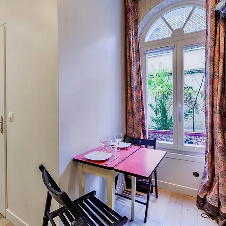 Charming Studio Next To The Eiffel Tower * París