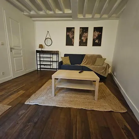 Cosy Centre