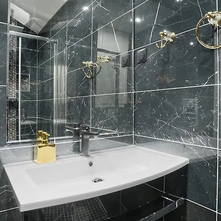 Opera By Prestige * Paris