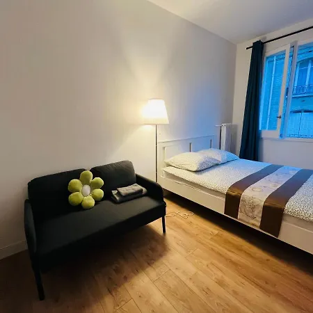 Dream Dwell Paris-eiffel Tower Mirabeau Bridge Cozy In The 16th District *