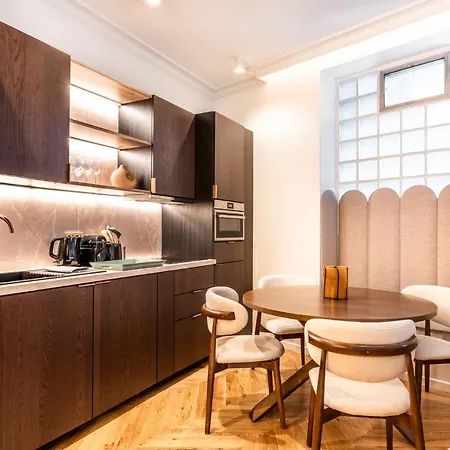 公寓 Charming And Cosy For 4 Guests
