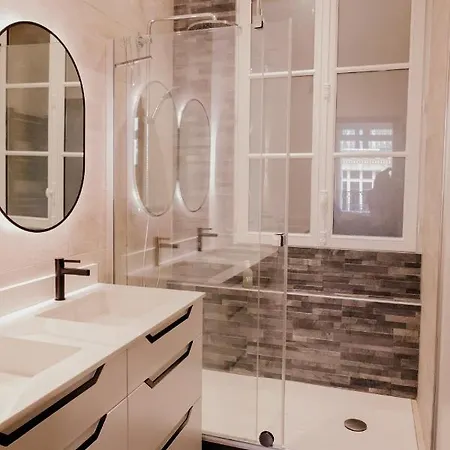 Luxueux Duplex Elysees 240m2 Appartement *