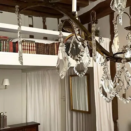 Apartamento De Charme Au Coeur De L'ile St Louis