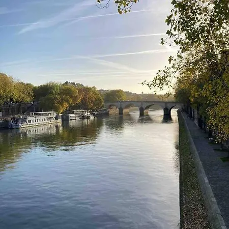 De Charme Au Coeur De L'ile St Louis * París