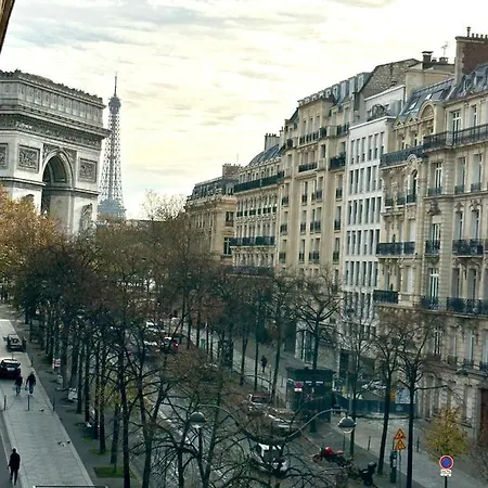 Guest Nearby Champs Elysees Apartment *